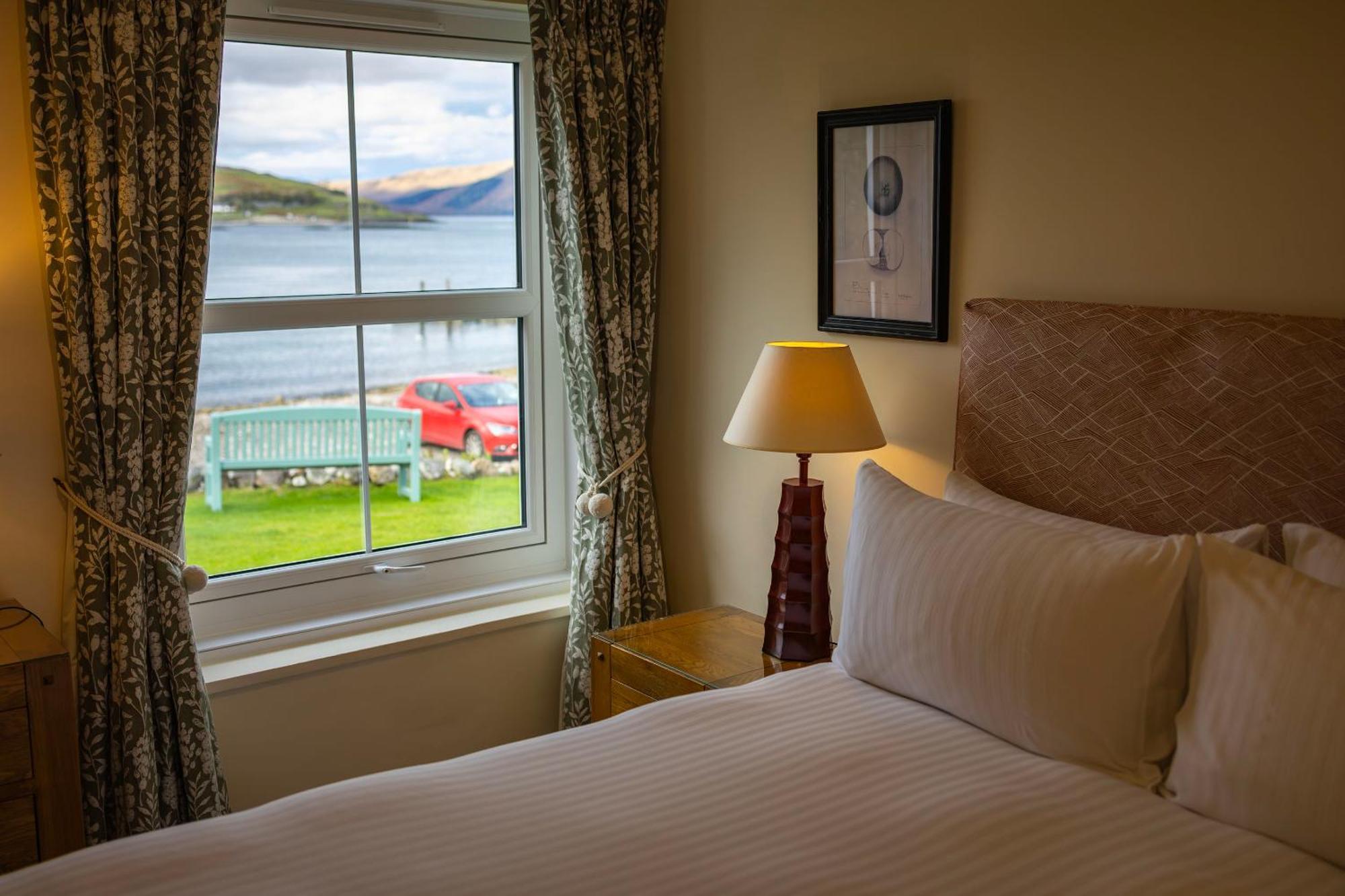 The Pierhouse Hotel Port Appin Exterior photo