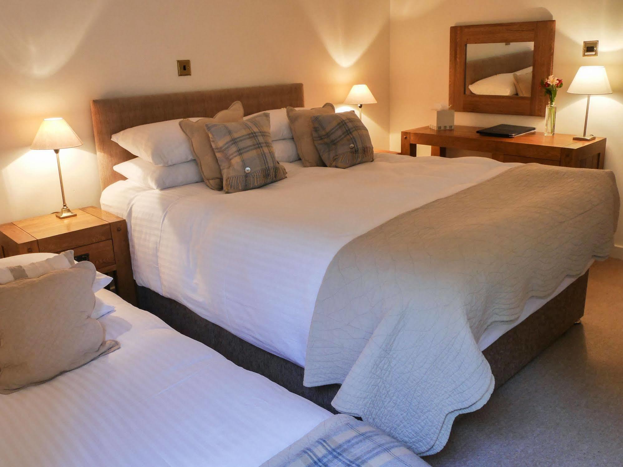 The Pierhouse Hotel Port Appin Exterior photo